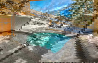 Foto 1 - Telemark Luxury Retreat by Avantstay Stunning Views w/ Hot Tub, Theatre Room and Pool Table!