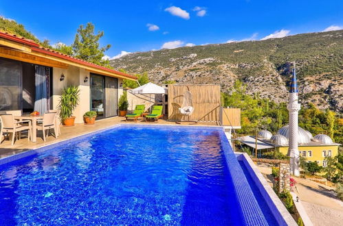 Foto 23 - Villa With Pool and Jacuzzi in Kalkan