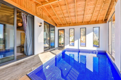 Foto 14 - Villa With Pool and Jacuzzi in Kalkan