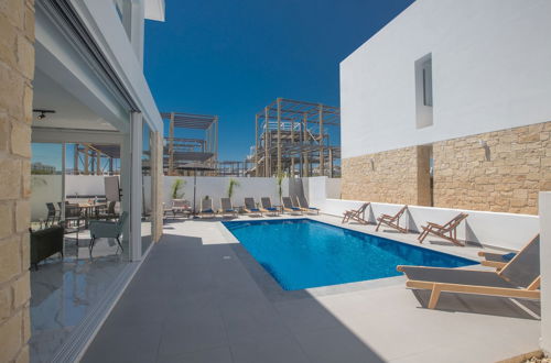 Photo 14 - 4 Bedroom Villa With Privaet Pool in the Center Protaras Vie Bleu Villa Vb1