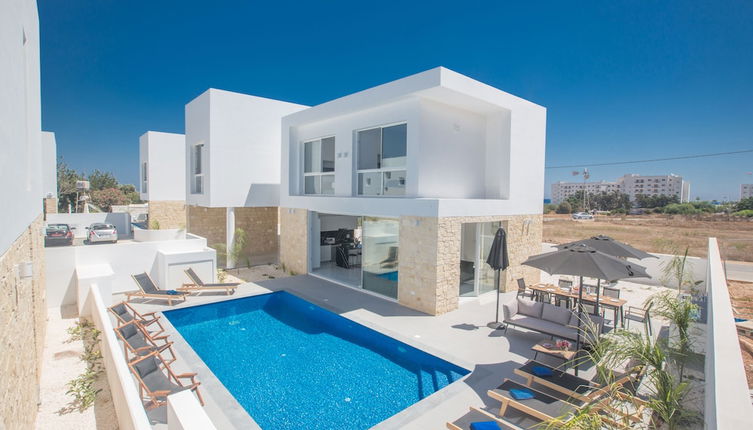 Photo 1 - 4 Bedroom Villa With Privaet Pool in the Center Protaras Vie Bleu Villa Vb1