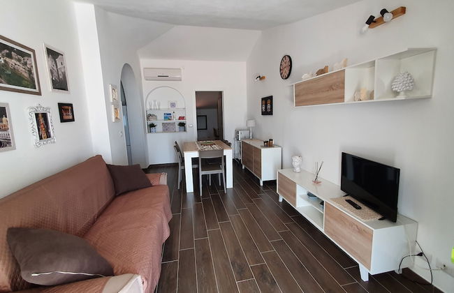 Apartment in Villa a Stone's Throw From the sea Up - Photo 4