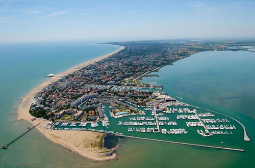 Foto 23 - Seafront Flat With Amazing View in Lignano Pineta