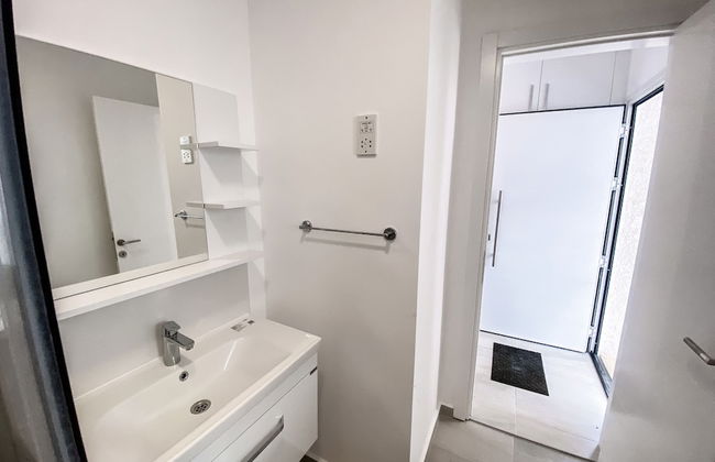 Paradise Beach Front Residence 1 Bedroom Apartment in Bafra - Foto 17
