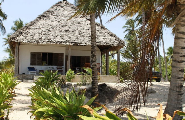 Hansen Beach Villa - Photo 1