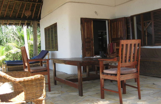 Hansen Beach Villa - Photo 6