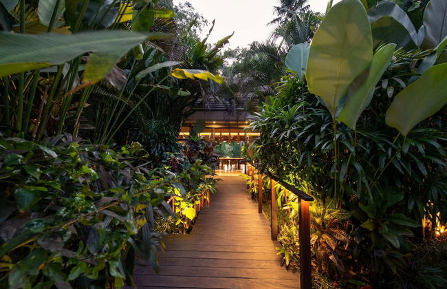 Astonishing Jungle Villa, 4 BR, Ubud With Staff - Foto 53