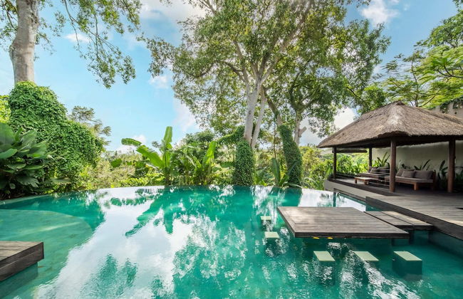 Astonishing Jungle Villa, 4 BR, Ubud With Staff - Foto 44