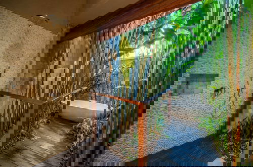 Foto 32 - Astonishing Jungle Villa, 4 BR, Ubud With Staff