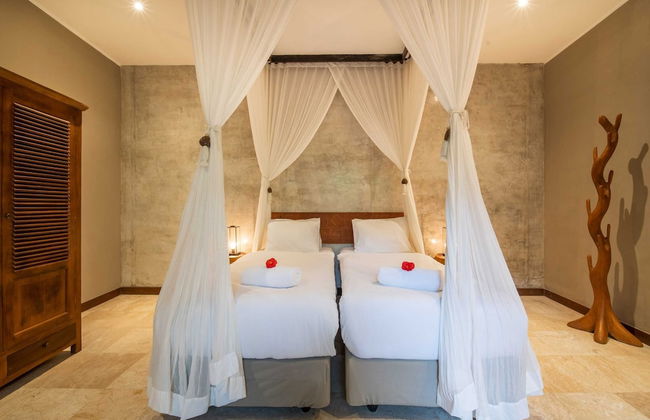Astonishing Jungle Villa, 4 BR, Ubud With Staff - Foto 8