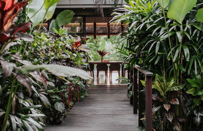 Astonishing Jungle Villa, 4 BR, Ubud With Staff - Foto 57