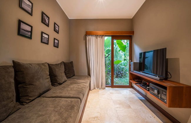 Astonishing Jungle Villa, 4 BR, Ubud With Staff - Foto 21