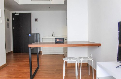 Photo 4 - Elegant and Modern 1BR Casa De Parco Apartment