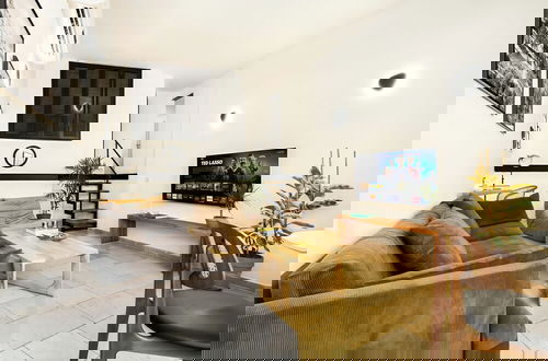 Photo 11 - Modern-Rustic Haven in the City by Sea N Rent