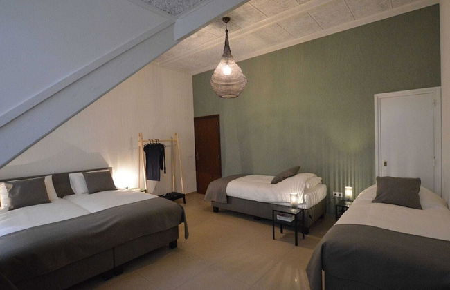 Spacious Villa Near Arcen in a Wooded Area - Photo 6
