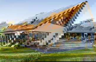 Foto 3 - Luxury Villa With Sauna Near the Beach
