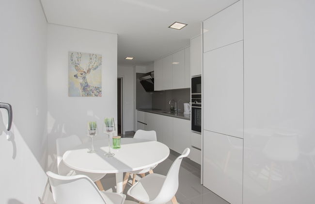 Liiiving-Luxury River View Apartment VII - Photo 24