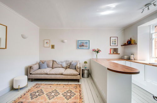 Photo 10 - Stylish 1BD Seaside Flat North Berwick