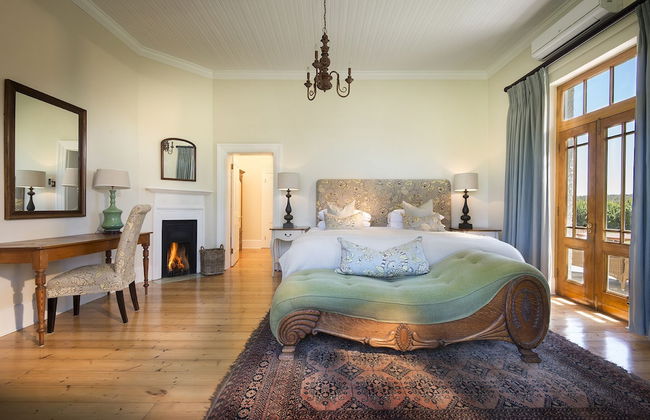 Uplands Homestead - Photo 3