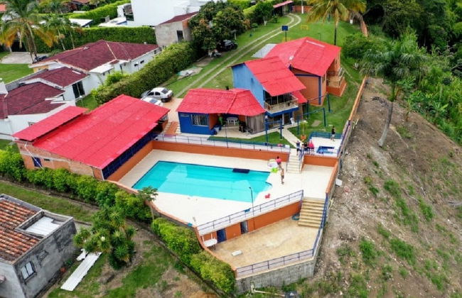 Country House in Cerritos, Pereira - Foto 1