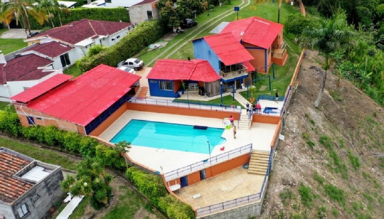 Photo 1 - Country House in Cerritos, Pereira