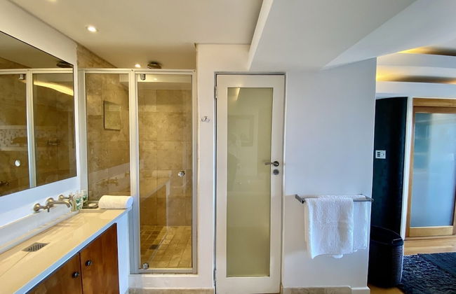 Clifton YOLO Spaces – Clifton Beachfront Executive - Foto 23