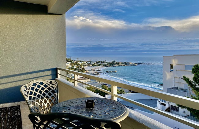 Clifton YOLO Spaces – Clifton Beachfront Executive - Foto 1