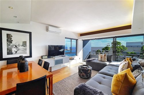 Foto 46 - Clifton Beachfront Executive Apartment