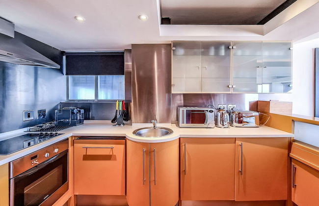 Clifton YOLO Spaces – Clifton Beachfront Executive - Foto 13