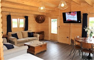 Foto 1 - Stunning 5-bed Cabin in Ashton Under Hill