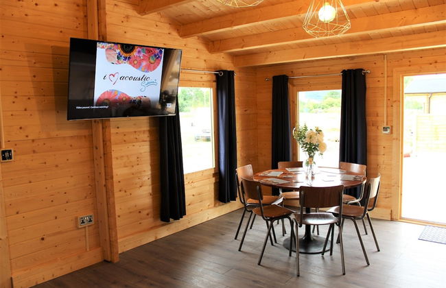 Stunning 5-bed Cabin in Ashton Under Hill - Foto 6