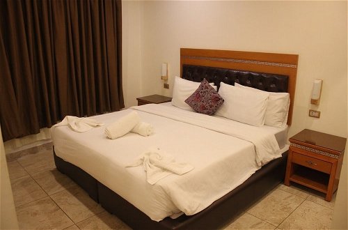 Photo 3 - Jewheret Alswefiah hotel suites
