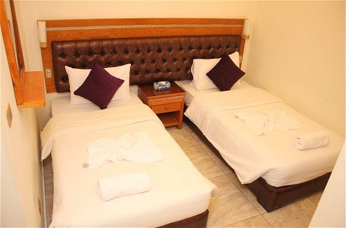 Foto 6 - Jewheret Alswefiah hotel suites