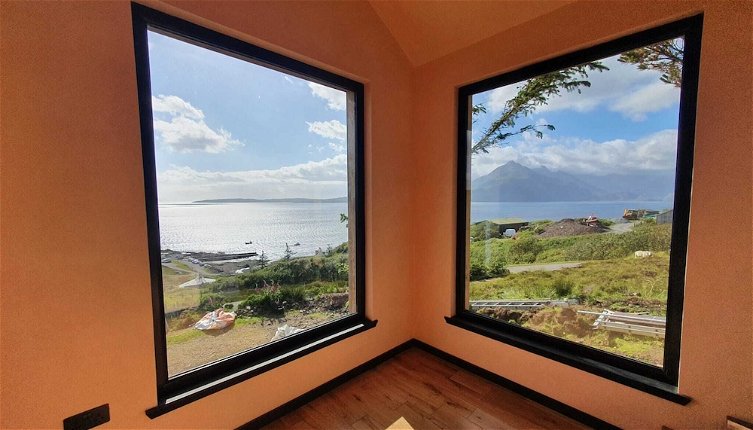 Photo 1 - Stunning 1-bed Tiny Home in Isle of Skye