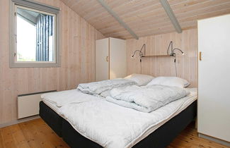 Photo 3 - 6 Person Holiday Home in Vaeggerlose