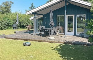 Foto 3 - 6 Person Holiday Home in Strandby