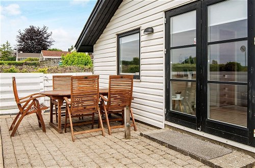 Photo 20 - 6 Person Holiday Home in Hejls