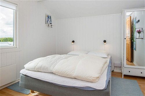 Photo 12 - 6 Person Holiday Home in Hejls