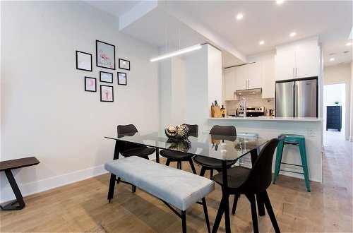 Photo 26 - Spectacular and Modern Little Italy Penthouse