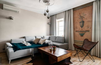 Photo 2 - Fresco Apartment by Loft Affair