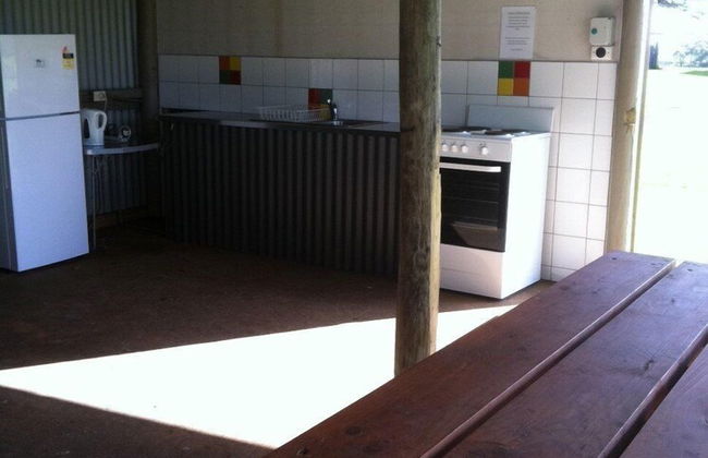 Gum Tree Caravan Park - Photo 23