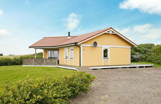 Photo 1 - 8 Person Holiday Home in Vestervig