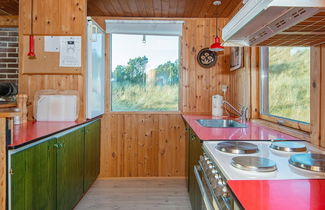 Photo 2 - 5 Person Holiday Home in Hvide Sande