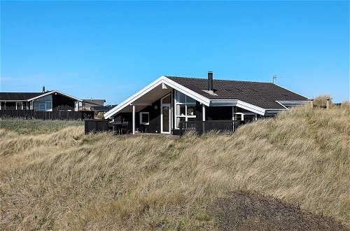 Photo 14 - 6 Person Holiday Home in Lokken