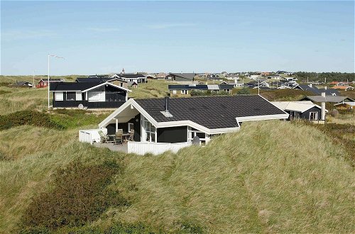 Photo 13 - 6 Person Holiday Home in Lokken