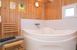 Photo 3 - 6 Person Holiday Home in Lokken