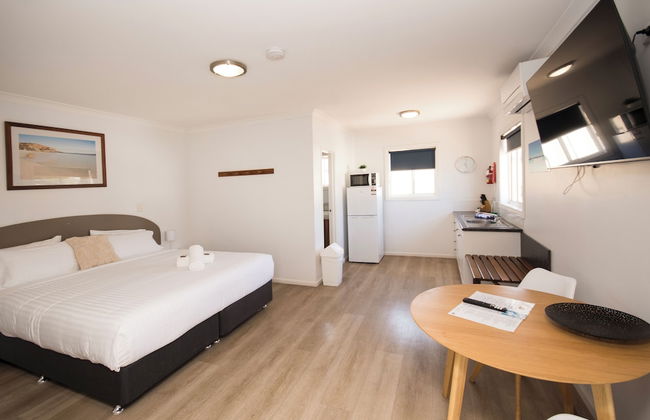 Clearwater Motel Apartments - Photo 19