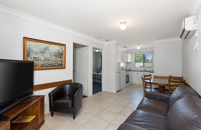 Apollo Lodge - Photo 7
