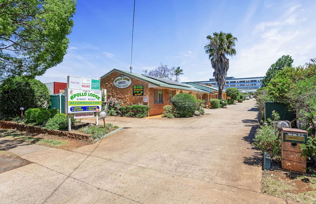 Apollo Lodge - Photo 1