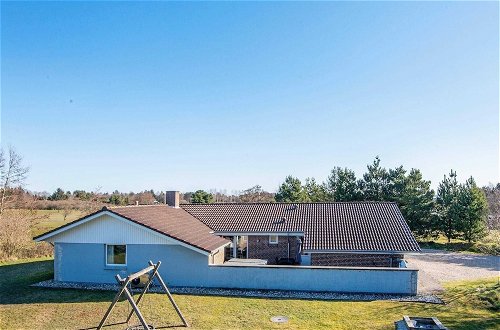 Photo 30 - 10 Person Holiday Home in Blavand